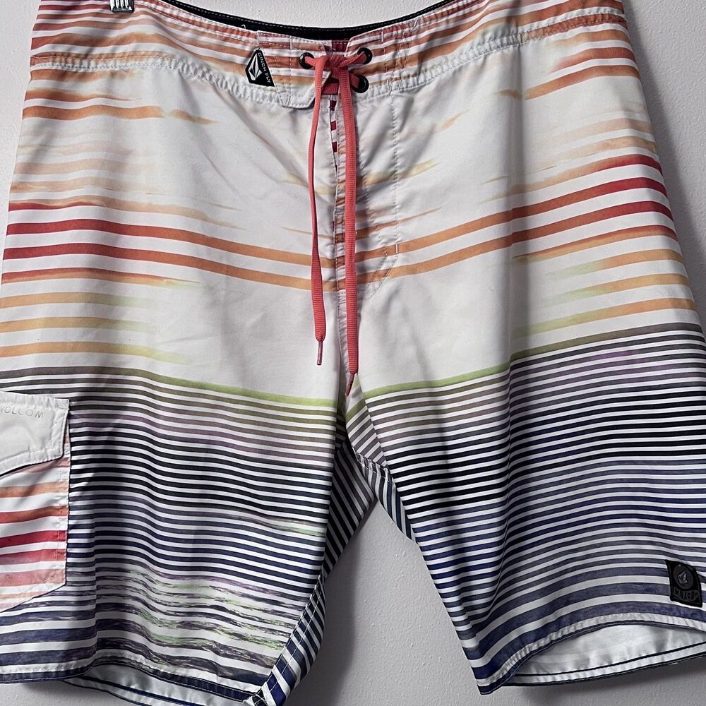 Volcom Mens Board Shorts 38 Swim Trunks Pure Function Cinch Fly Stripes